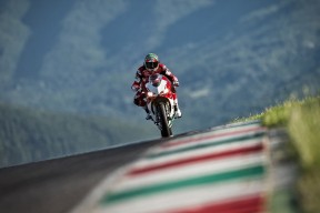 军训献血得假说引担忧 校方回应：自愿为本，军训抽血