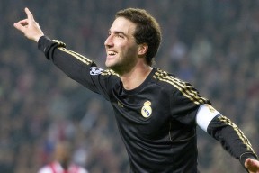 羽毛球亚洲锦标：印尼男单强势夺金，士气大振！，印尼羽毛球男子